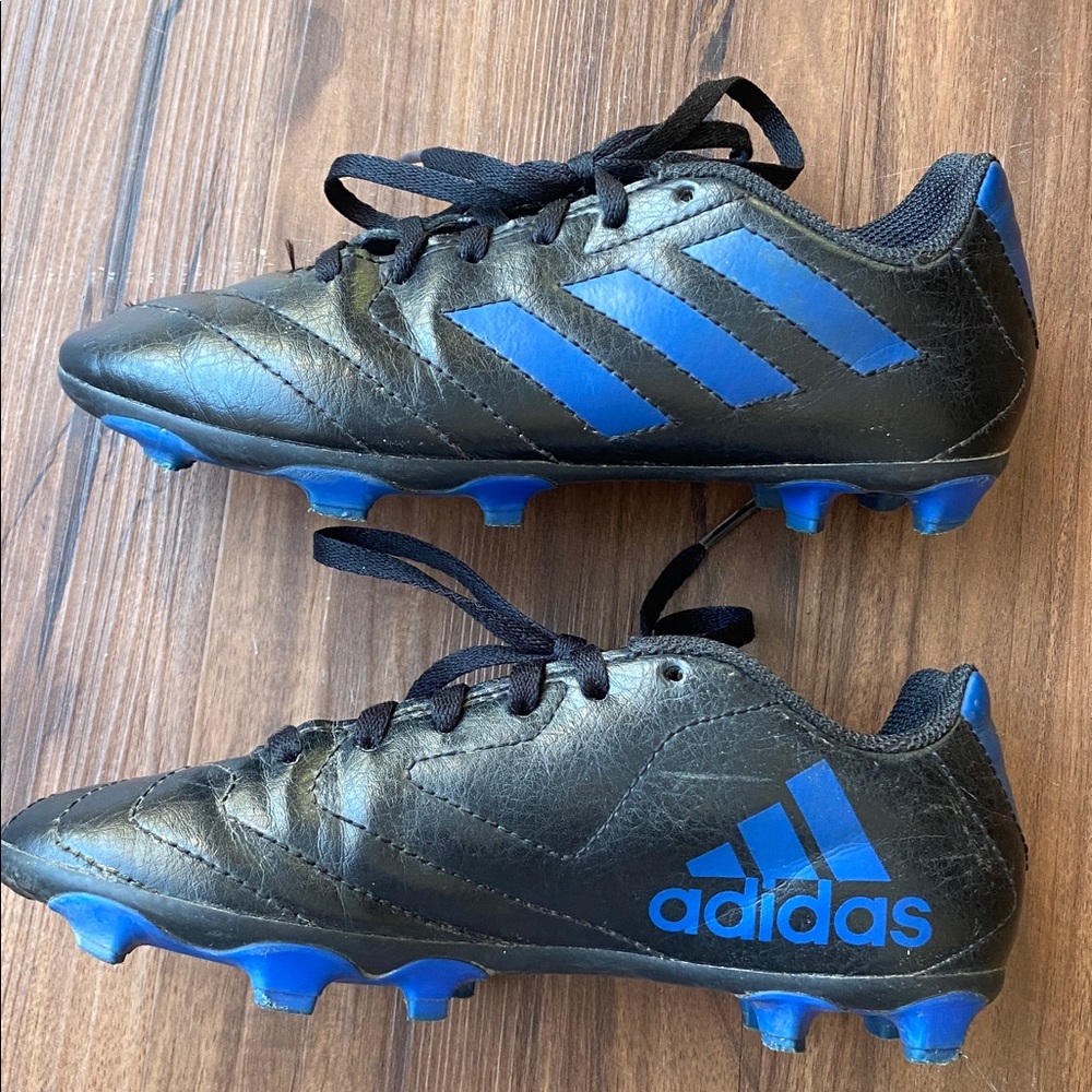 Adidas Cleats - Picture 4 of 7